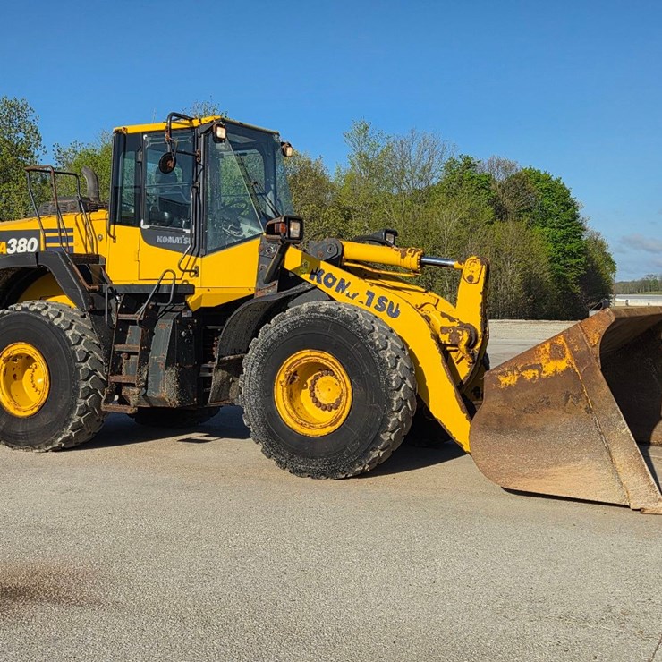 2018 KOMATSU WA380