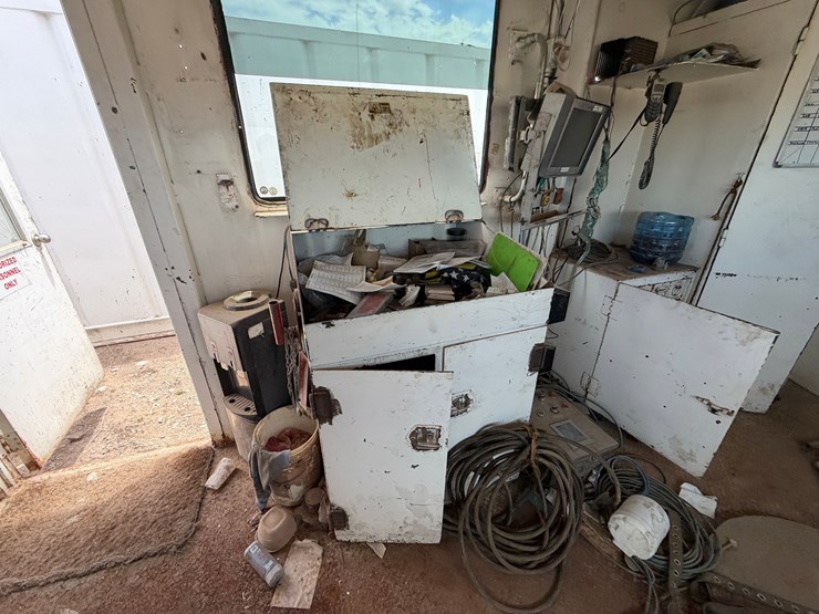 rig-#-1-top-dog-house-image-9