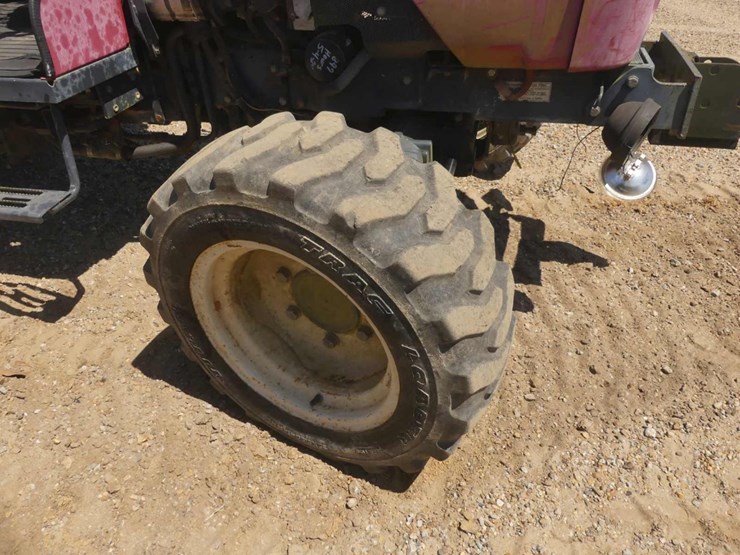 mahindra-2310-image-8