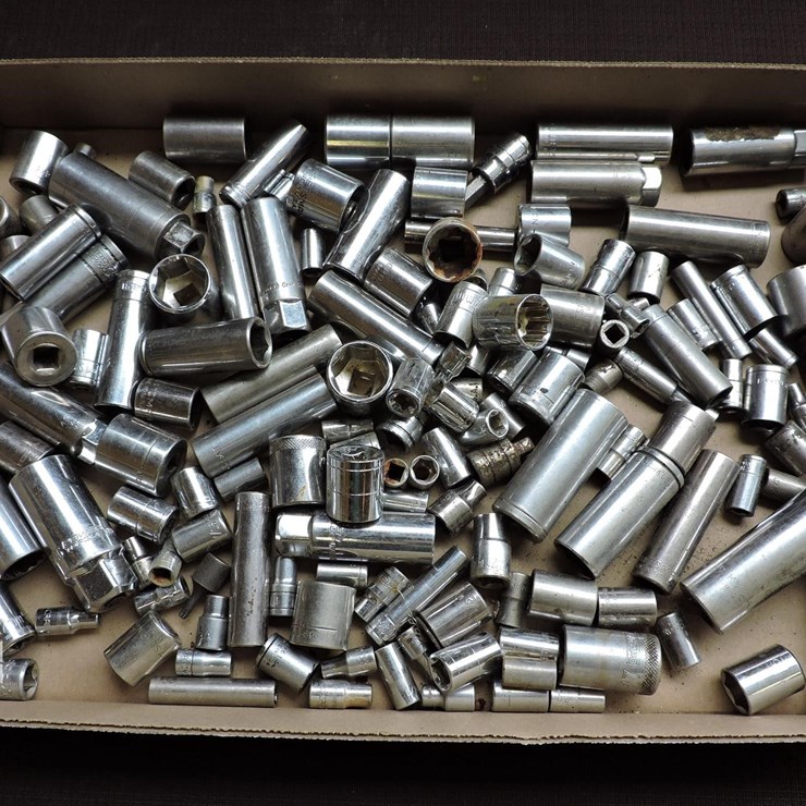 ASSORTED SOCKETS