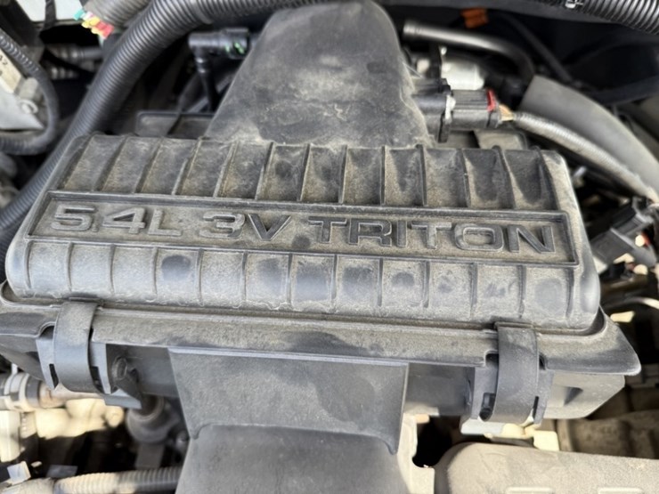 2004-ford-f150-image-13