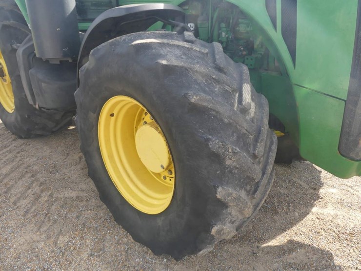 2011-john-deere-8285r-image-12