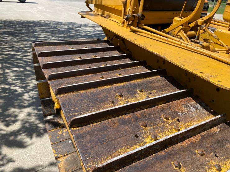 caterpillar-d4-image-14