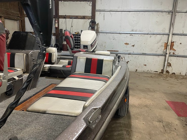 #40235-•-venture-19'-fishing-boat-w/-trailer-image-25