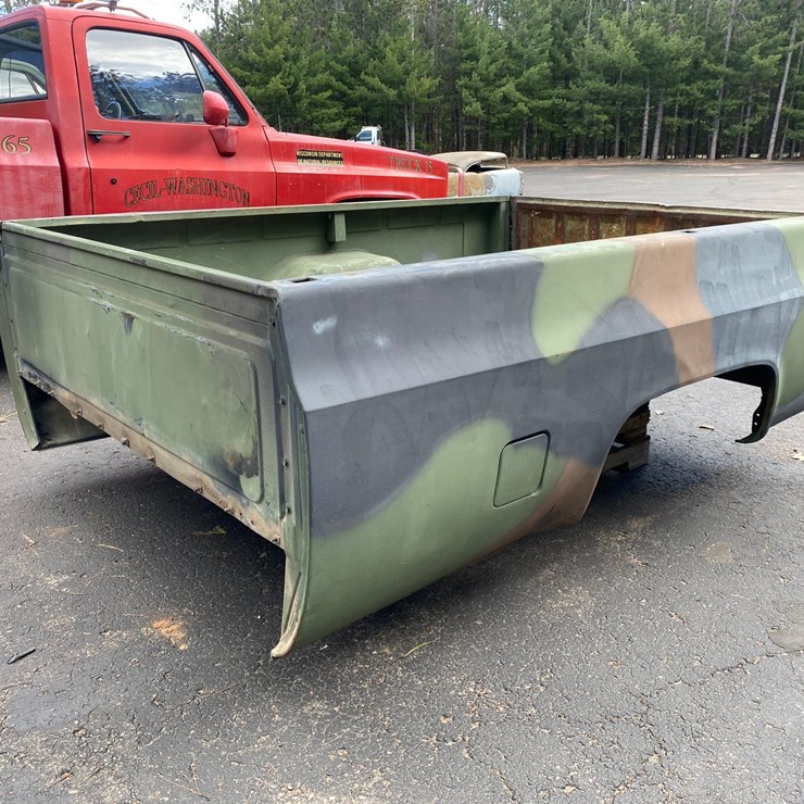 #144 • 1986 Chevy D30 8' Long Box Bed