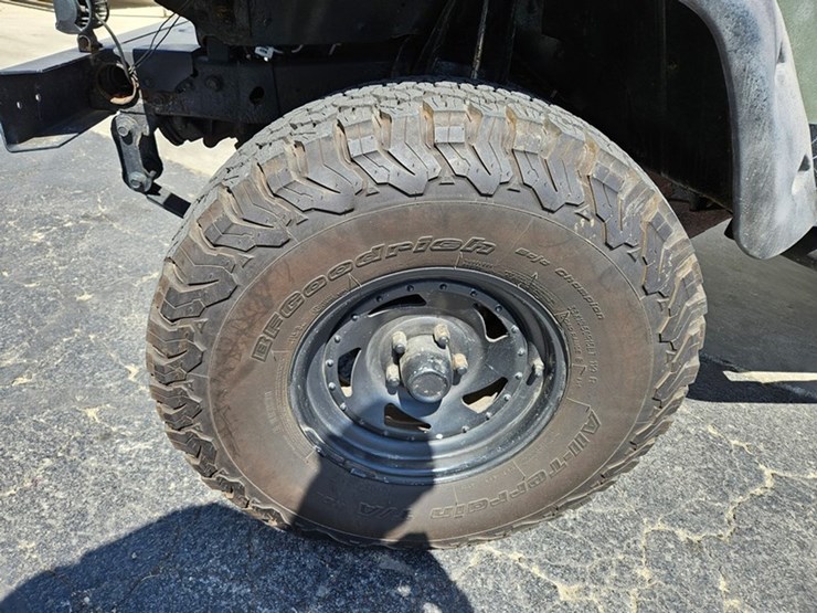 1995-jeep-wrangler-image-10