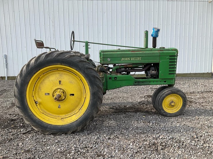 john-deere-b-image-8
