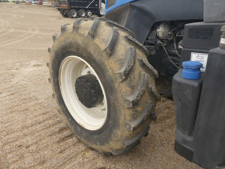 new-holland-t7.230-image-8