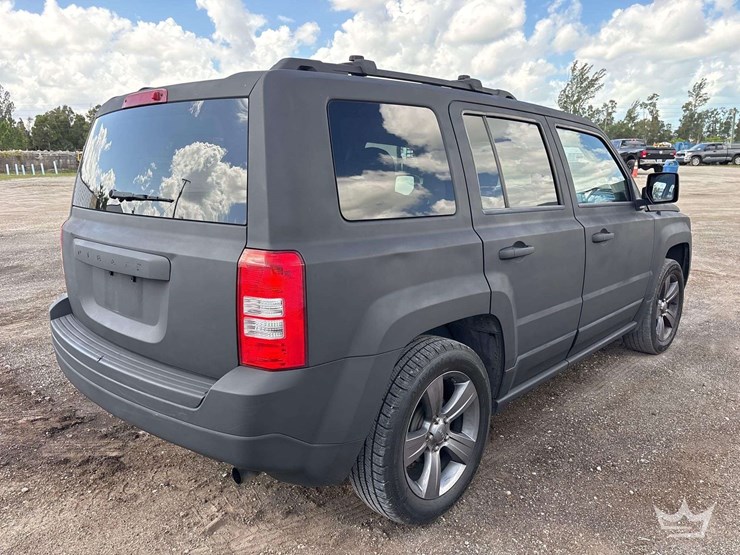 2015-jeep-patriot-image-3