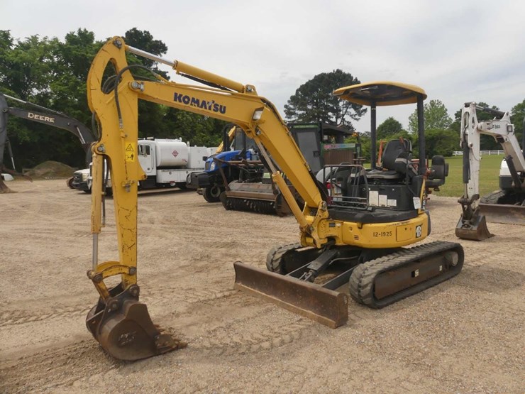 2013-komatsu-pc35mr-3-image-1