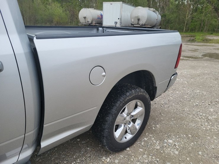 2014-dodge-1500-image-29