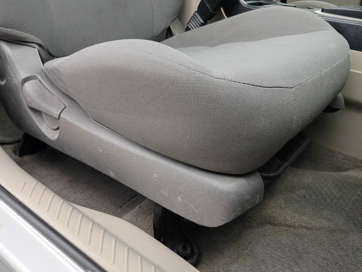 2008-ford-escape-image-36