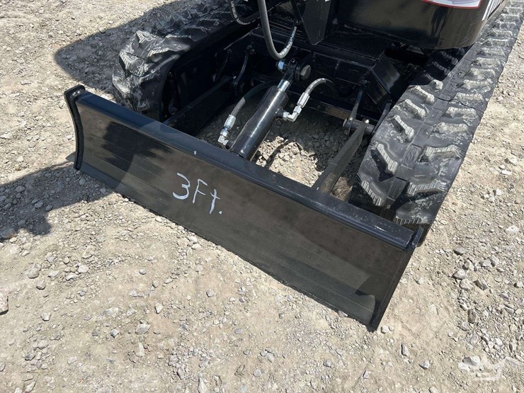 mini-excavator-image-19