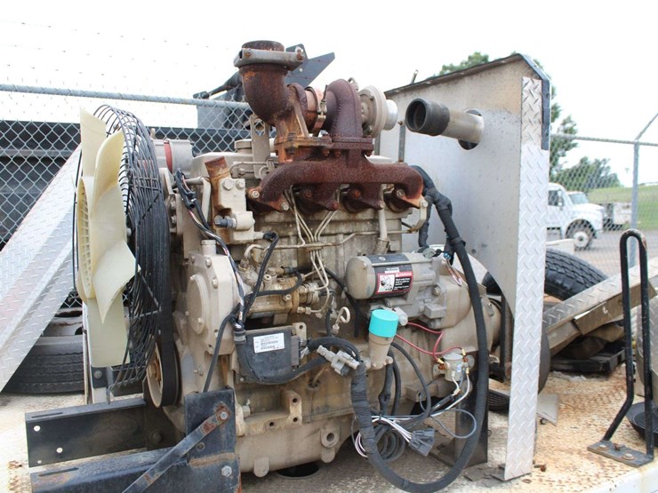 2005-isuzu-nqr-image-9