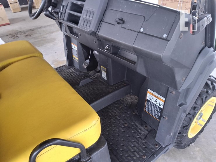 2022-john-deere-gator-xuv-835e-image-14