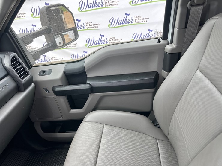 2018-ford-f550-image-10
