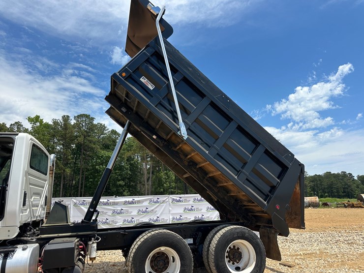 2016-international-workstar-7600-image-12