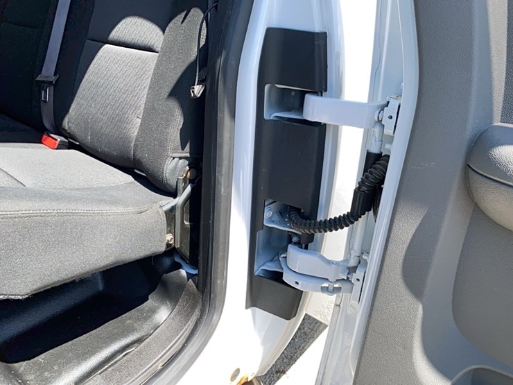 2013-chevrolet-2500-image-53