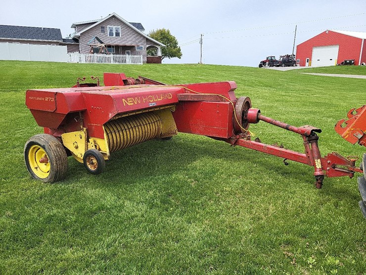new-holland-273-image-1