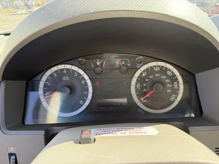 2012-ford-escape-image-25
