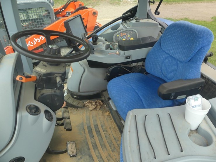 new-holland-t7.230-image-14
