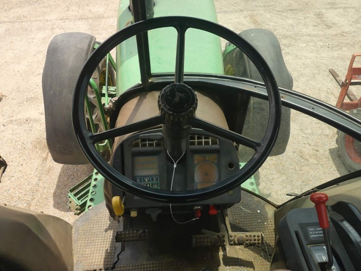 john-deere-4755-image-14