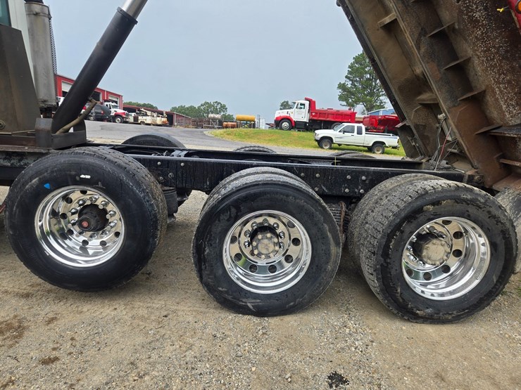 #24355-•-2004-mack-cv713-granite-dump-truck-image-94