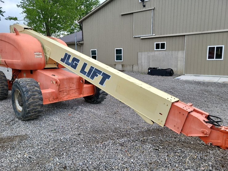 2000-jlg-600s-image-16