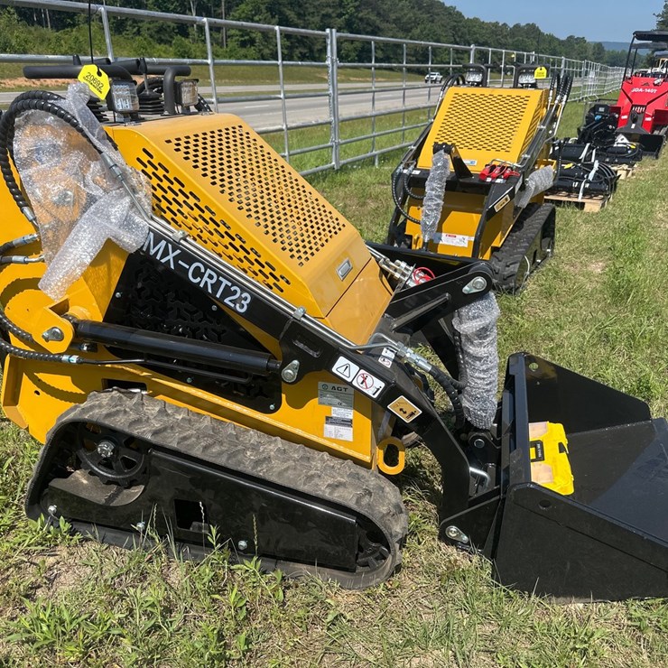 #20692 • New AGT MX-CRT23 Mini Skid Steer