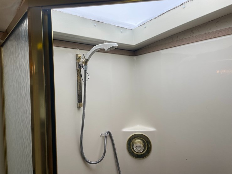 #40221-•-1994-holiday-rambler-s/a-motor-home-vin:-4s7nt9k0xrc015680-image-34