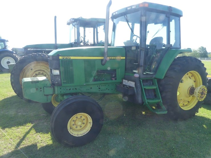 2000-john-deere-7210-image-1