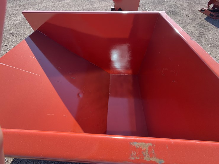 self-dumping-hopper-image-5
