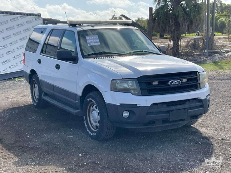 2015-ford-expedition-image-2