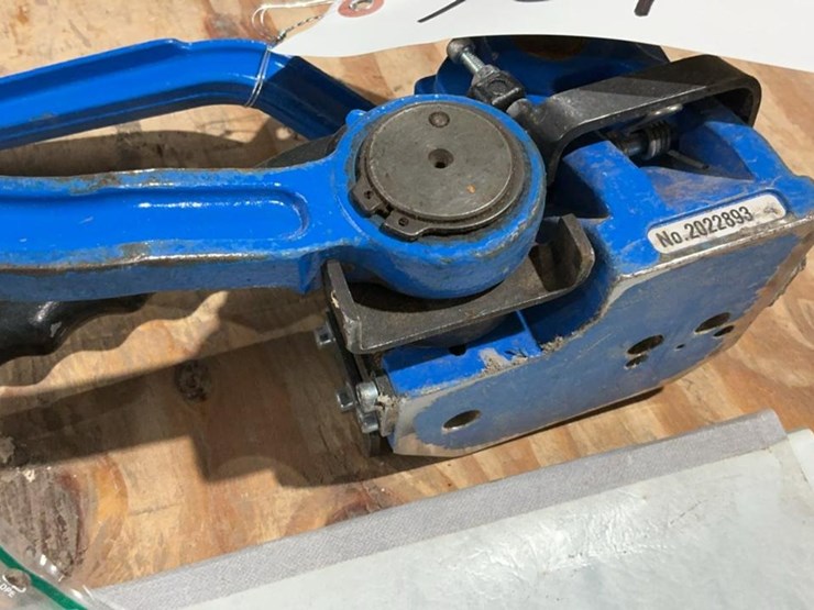 #101-•-hand-strapping-tools-image-9