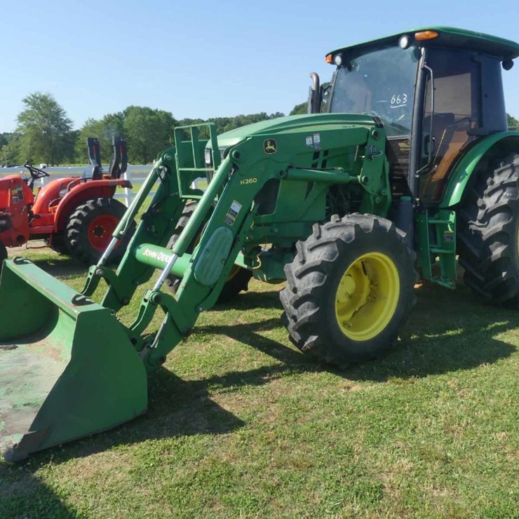 2014 JOHN DEERE 6105D