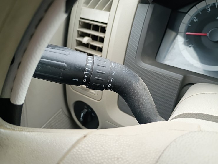 2008-ford-escape-image-47
