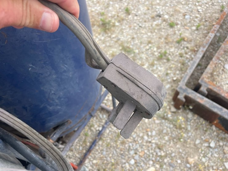 #40224-•-hot-water-pressure-washer-image-7