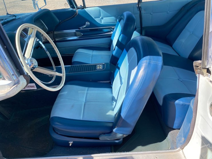 #114-•-1960-ford-thunderbird-(has-wi-title)-(schofield,-wi)-image-40