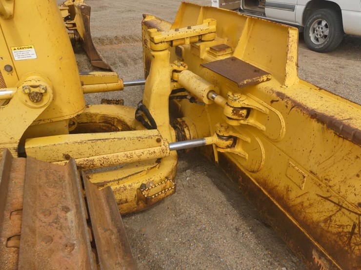 2017-komatsu-d39px-24-image-9