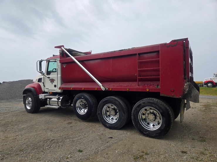 #24355-•-2004-mack-cv713-granite-dump-truck-image-11