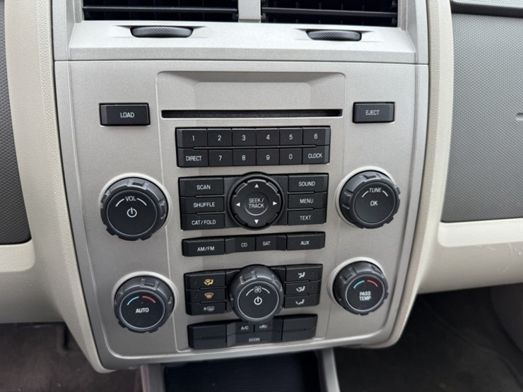 2008-ford-escape-image-25