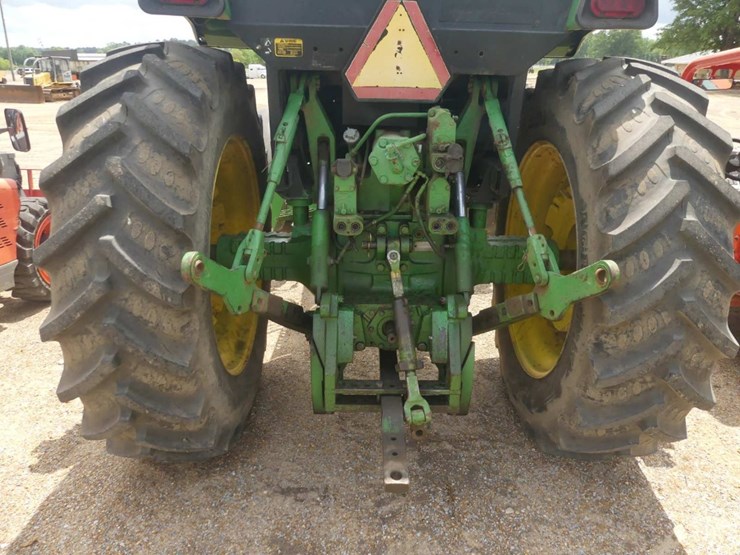 john-deere-4755-image-4