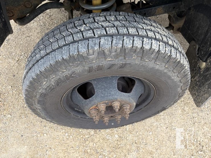 2011-dodge-ram-3500-image-10