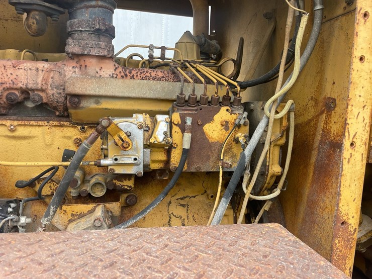 caterpillar-12g-image-16