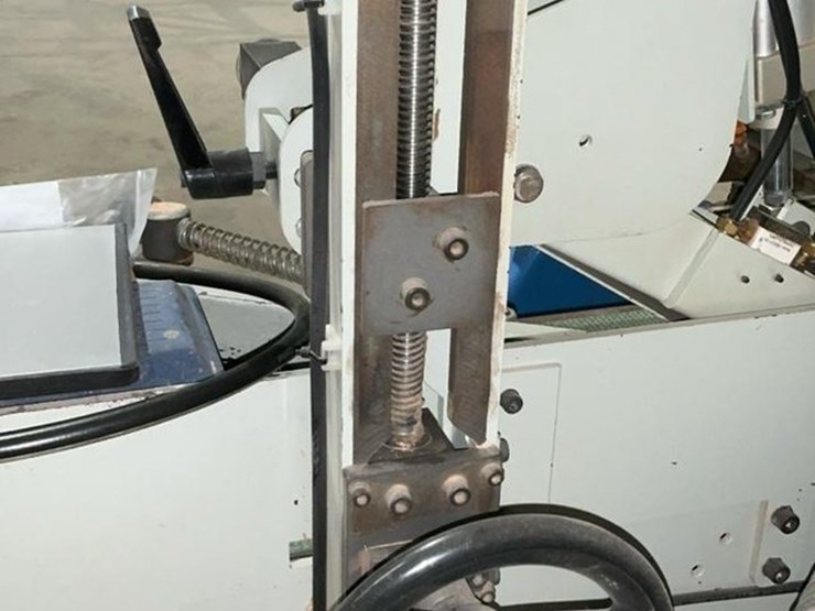#185-•-2015-kentwood-hbr-300-horizontal-resaw-image-21