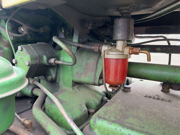 john-deere-720-image-25