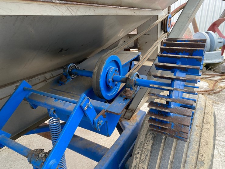 doyle-fertilizer-spreader-image-17