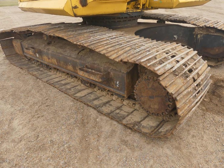 2016-komatsu-pc210-lc-11-image-8
