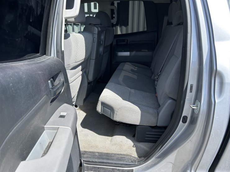 2007-toyota-tundra-sr5-image-25