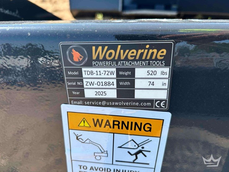 wolverine-track-duty-bucket-image-3